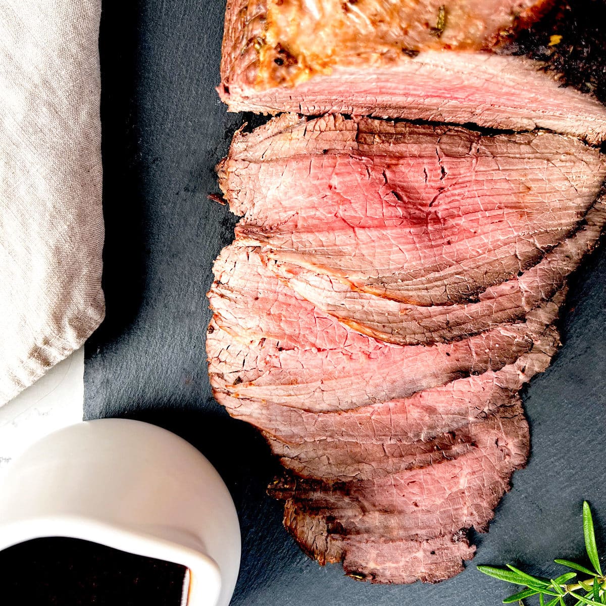 Roast beef with rosemary & garlic