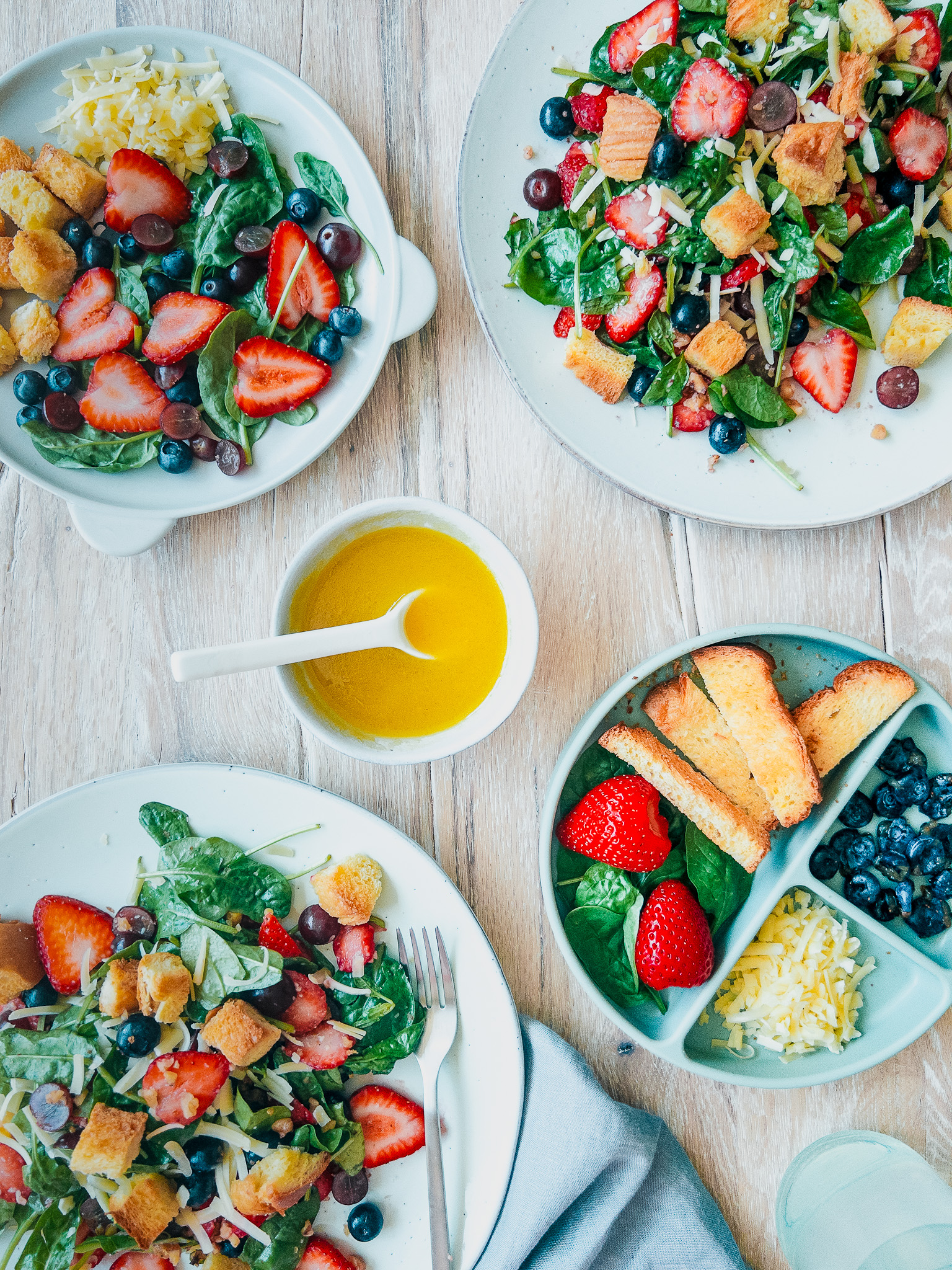 Spinach and Fruit Salad - family meals suitable for baby led weaning