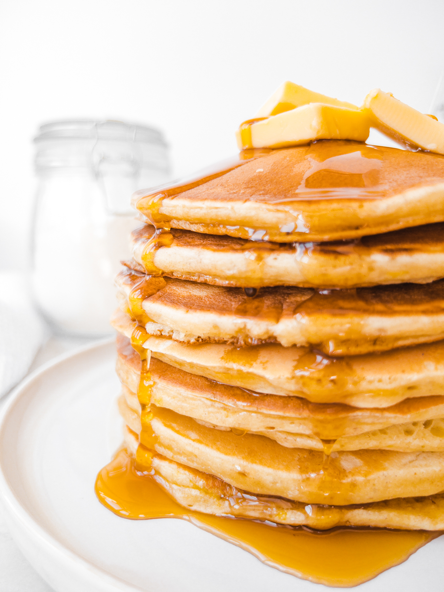 Fluffy Lemon Skyr Pancakes - family meals