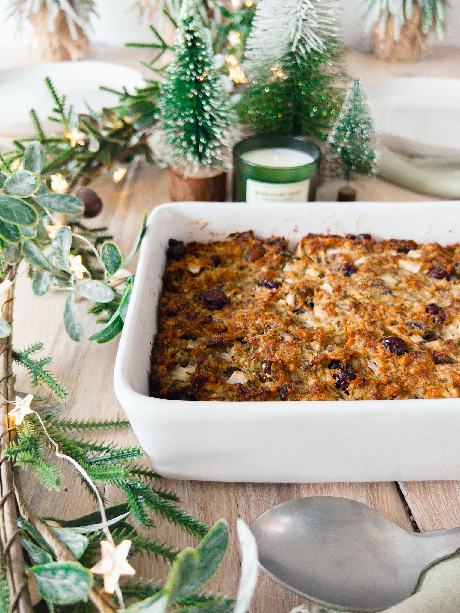 Sausage meat with cranberries