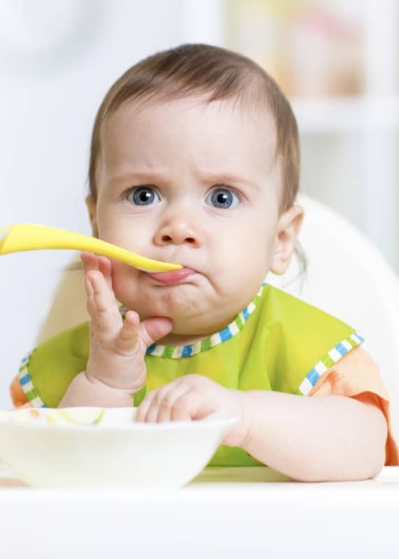 Weaning baby with family meals community