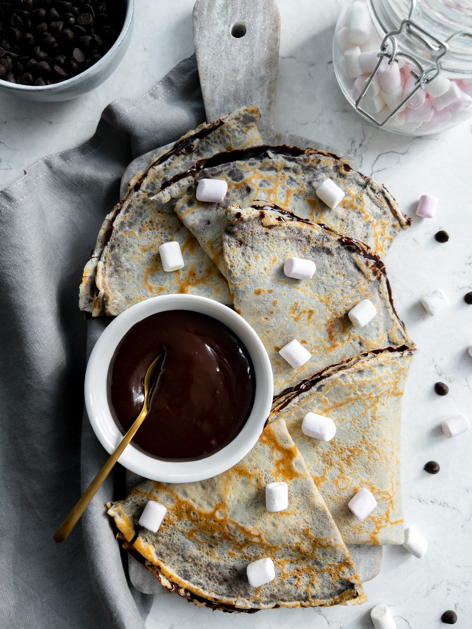 Chocolate Marshmallow English Pancakes - recipes for kids