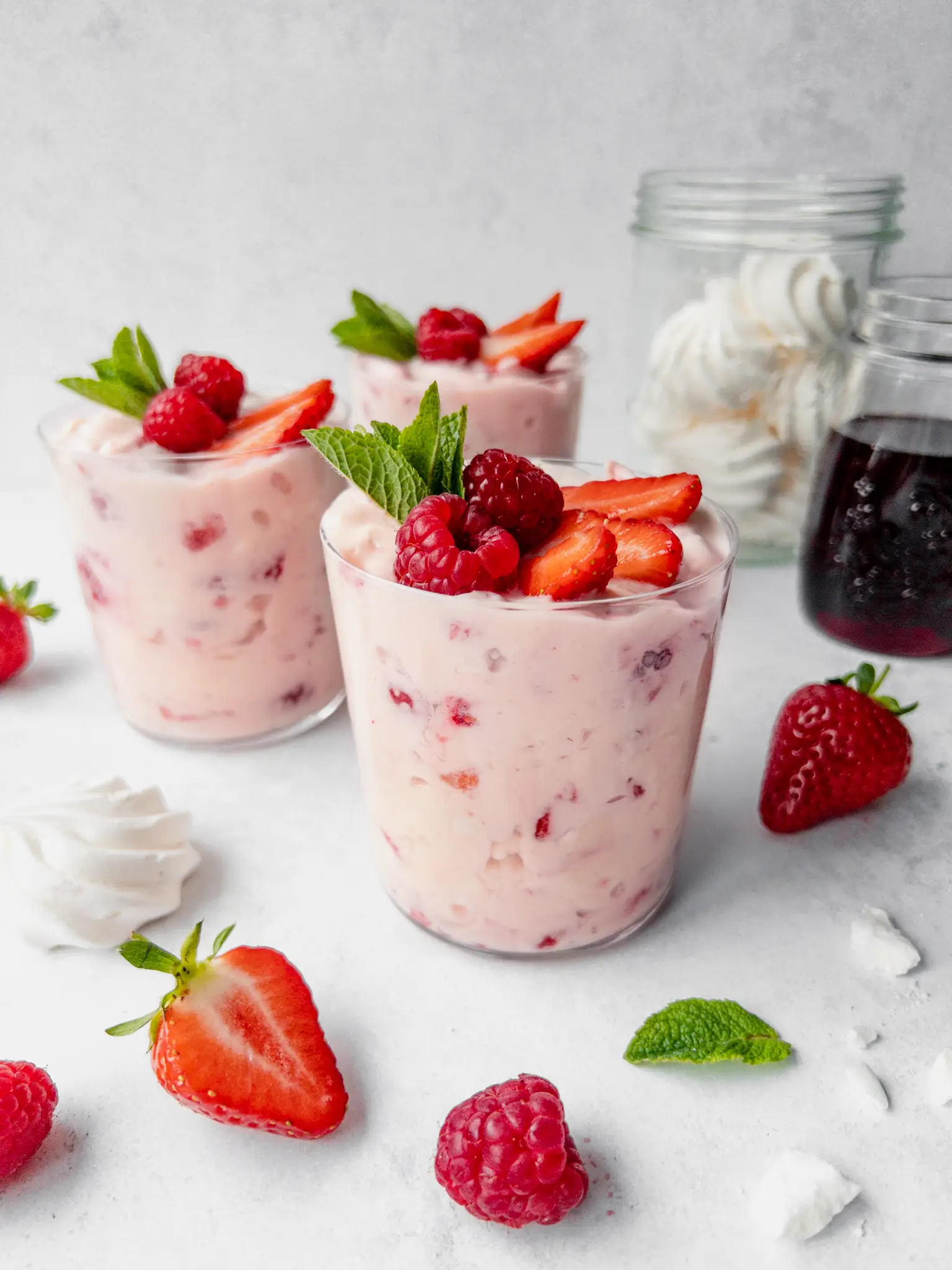 Quick and Easy Eton Mess with ready made meringue