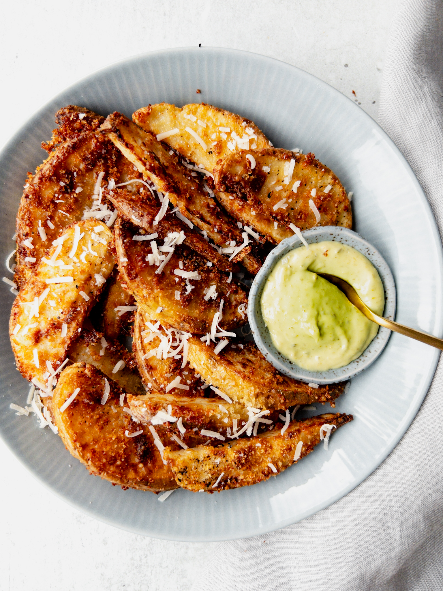 Parmesan Wedges - Crispy Parmesan Potato Wedges 1