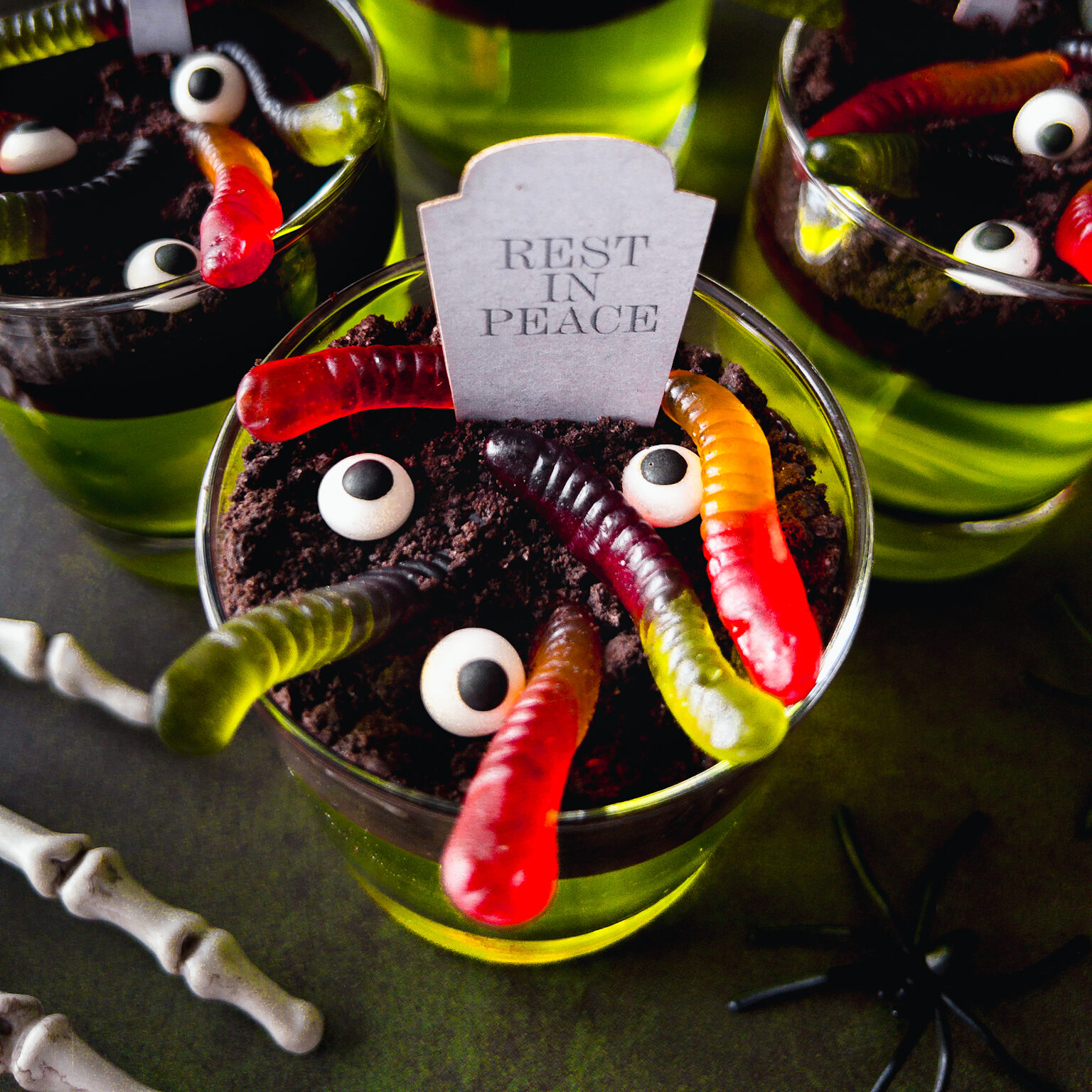 Halloween Jelly Pots Together to Eat Family Meals
