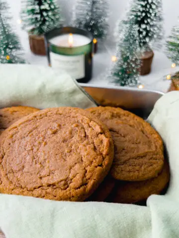 Soft Gingerbread Cookies