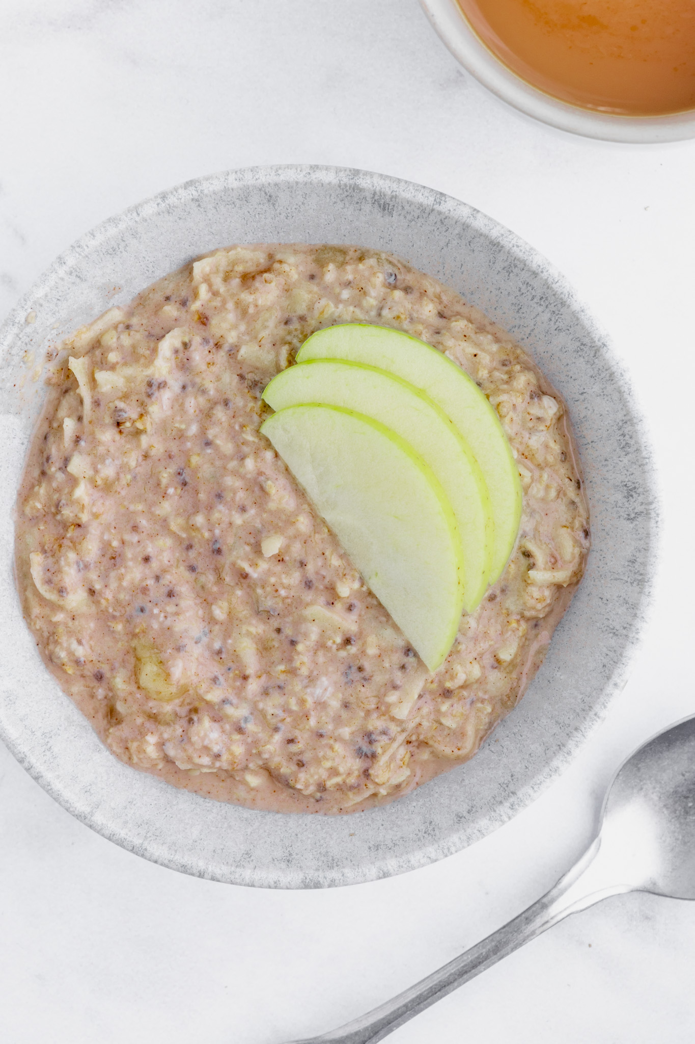 Apple banana overnight oats recipe - with peanut butter