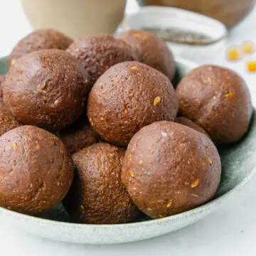 Chickpea Bliss Balls - healthy protein snacks