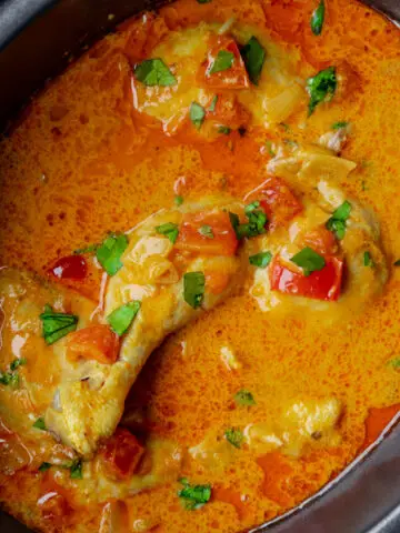 Mild Slow Cooker Chicken Curry - family meals