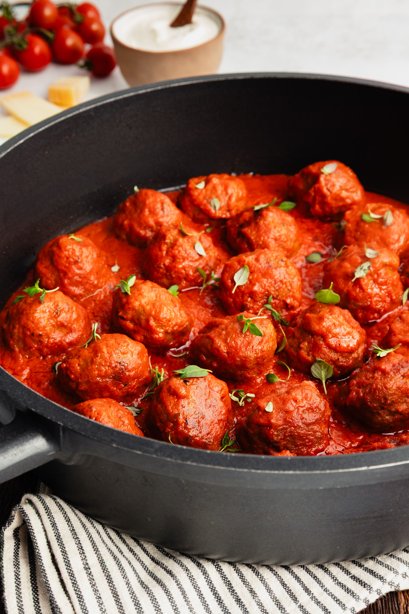 Best meatball sauce - best red sauce for meatballs Creamy tomato meatball sauce