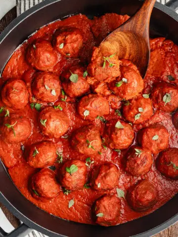 Creamy tomato meatball sauce